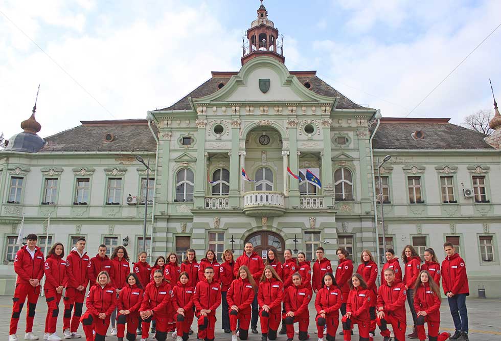 Mladi volonteri Crvenog krsta Zrenjanin bili aktivni tokom cele godine
