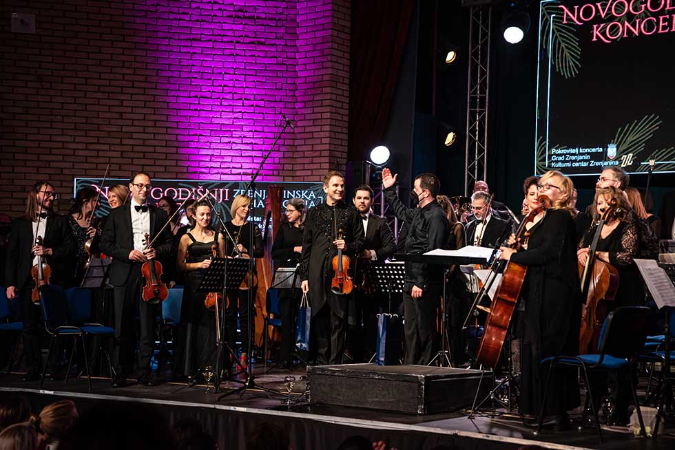 Stefan Milenković i Zrenjaninska filharmonija održali koncert za pamćenje