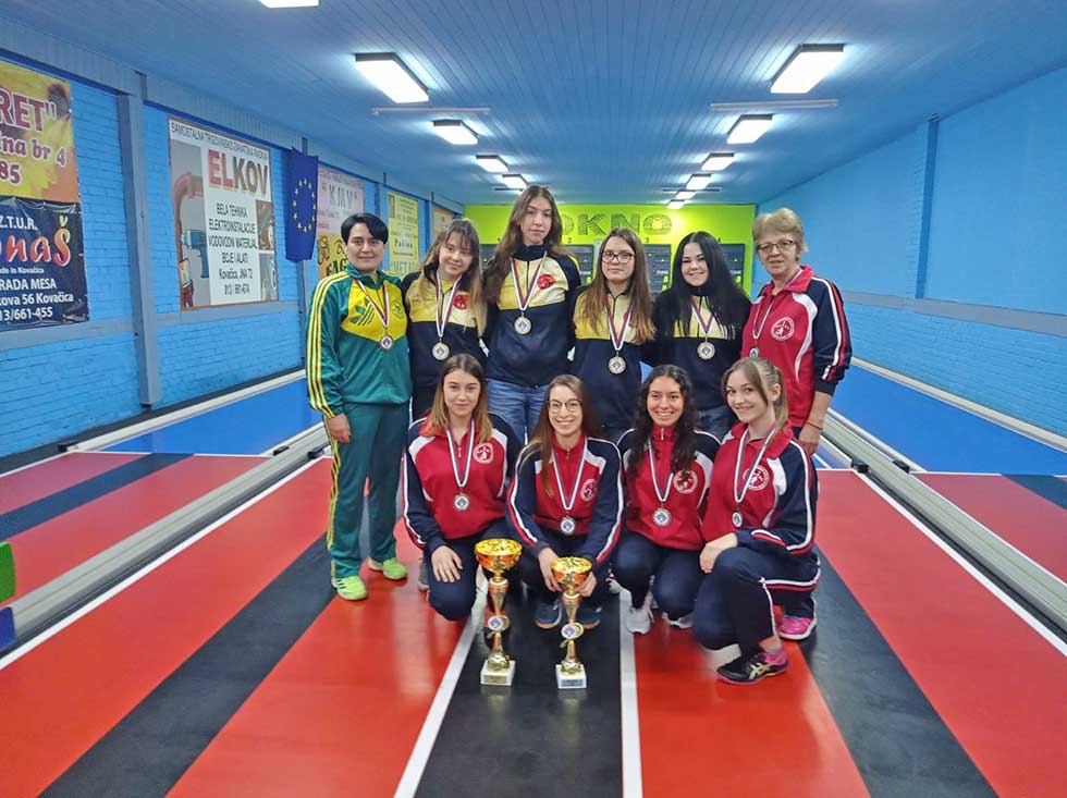 Kuglašice Kristala ekipne juniorske prvakinje, Banatu vicešampionska titula