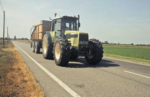 kontrola traktora na putevima