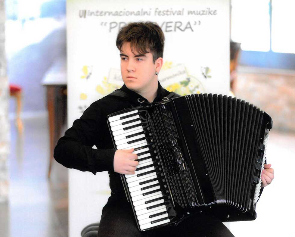Dario Mihaljević osvojio drugu nagradu na festivalu muzike „Primavera“