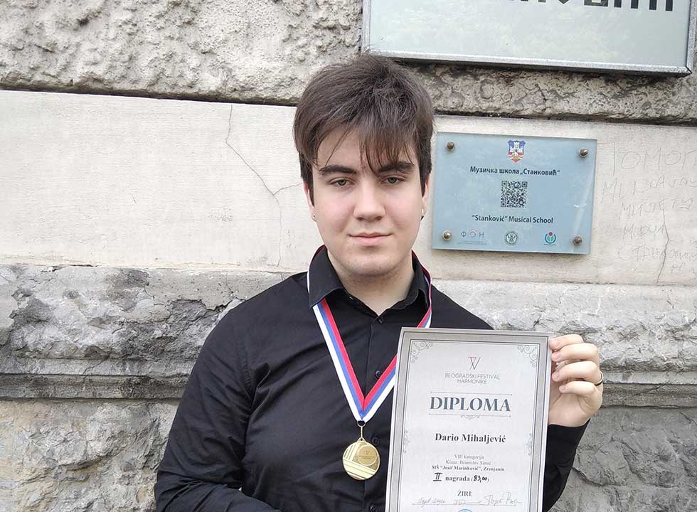Dario osvojio drugu nagradu na Beogradskom festivalu harmonike