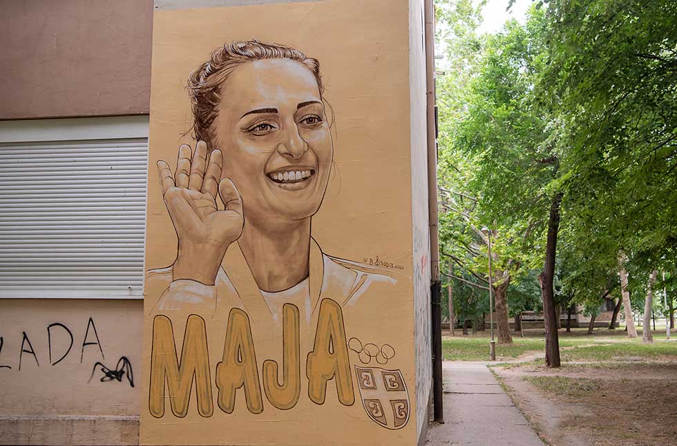 Završen mural koji je posvećen proslavljenoj odbojkašici Maji Ognjenović