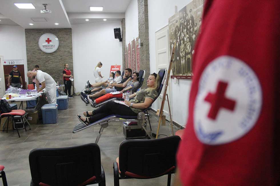 Crveni krst u avgustu organizuje pet akcija dobrovoljnog davanja krvi