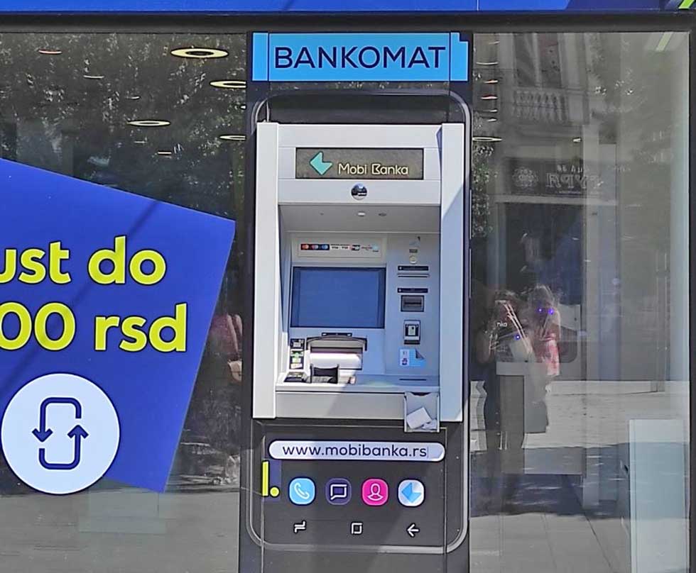 Korisnici Mobi banke od juče ne mogu da pristupe novcu na računu