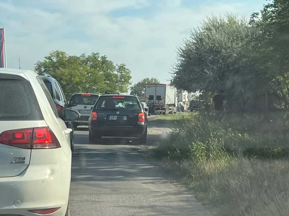 Povremena obustava saobraćaja na putu Zrenjanin – Beograd, kod Čente