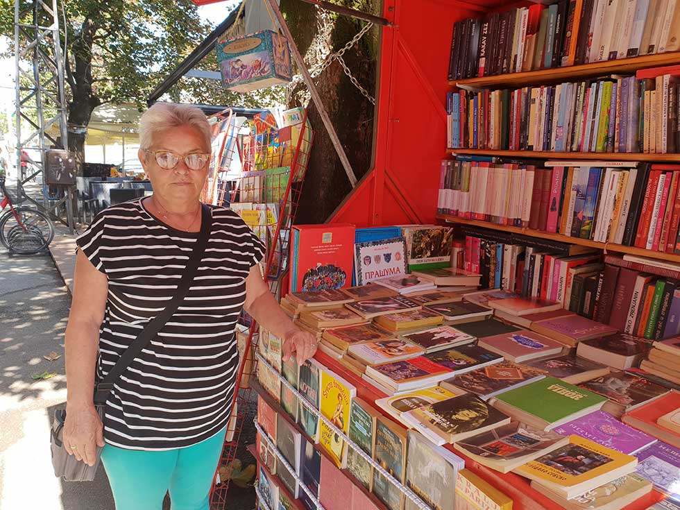 Štand na Žitnom trgu nezaobilazno mesto za kupovinu polovnih knjiga