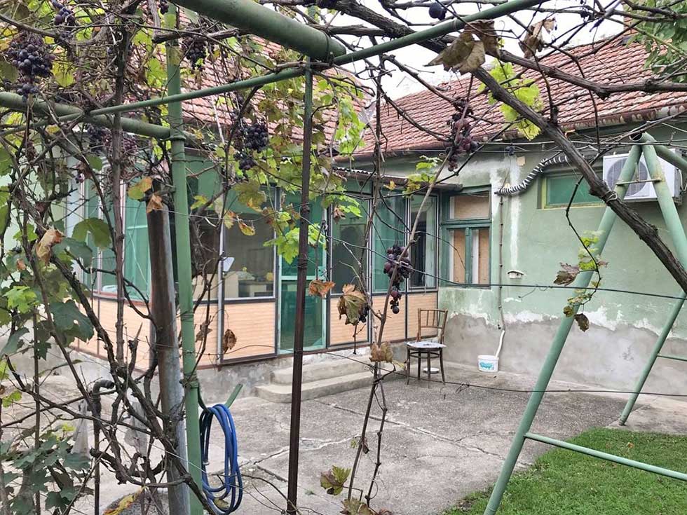 Na prodaju četvorosobna kuća u naselju Bagljaš (Foto)