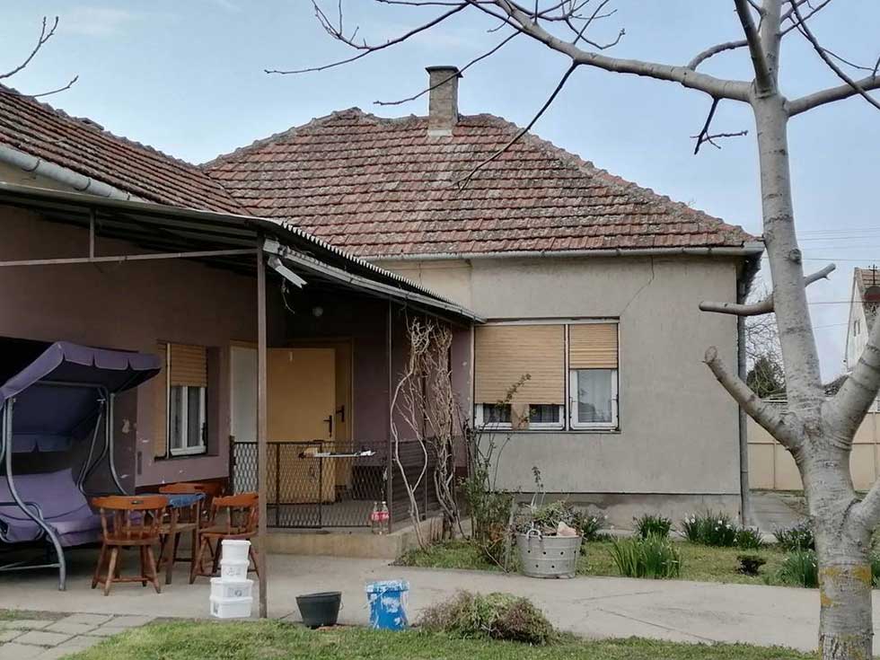 Na prodaju trosobna kuća u Melencima, cena će mnoge iznenaditi (Foto)