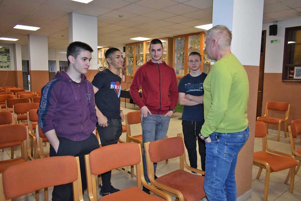 Igor Jurić posetio Dom učenika u Zrenjaninu i razgovarao sa mladim stanarima