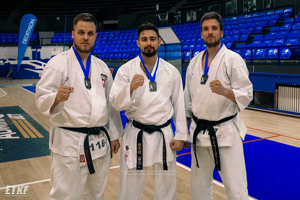 Još osam medalja sa evropskih šampionata u bogatoj riznici Karate kluba Banatski cvet