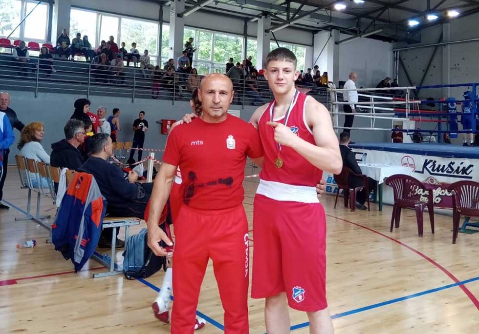 Neprikosnoven u ringu: Strahinja Rašović osvojio zlatnu medalju