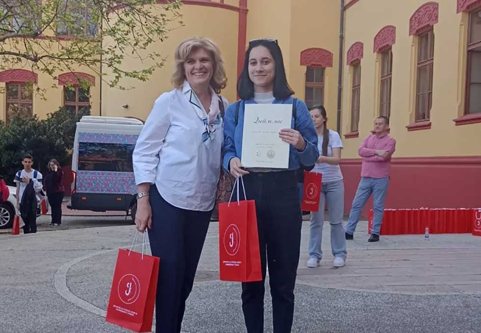 Maturantkinja Maša Tucić ponovo među najboljima na „Književnoj olimpijadi“