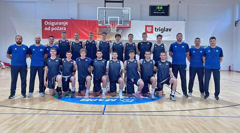 „Orlići“ bolji od Kine: Mladi košarkaši Srbije slavili u Zrenjaninu