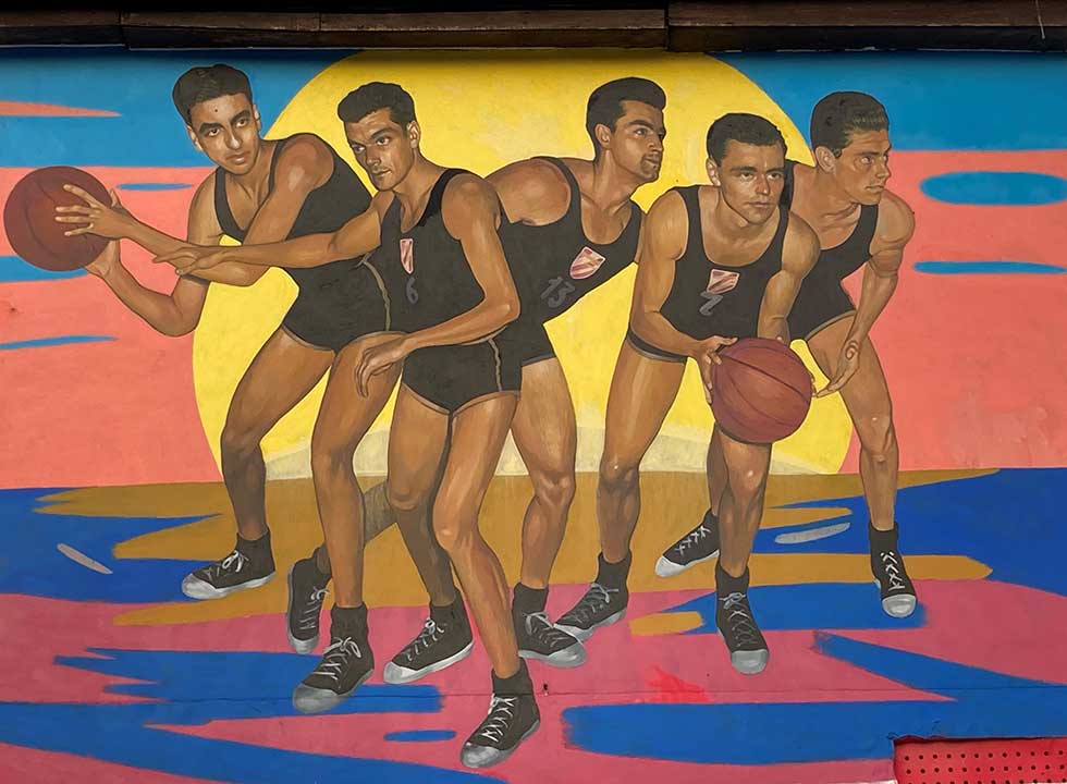 Već dve godine zid u Petefijevoj krasi mural posvećen prvoj petorki košarkaša Proletera