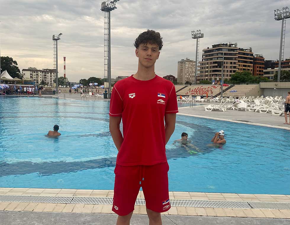 Plivač Ognjen Kovačević predstavlja Srbiju na Svetskom juniorskom prvenstvu u Izraelu