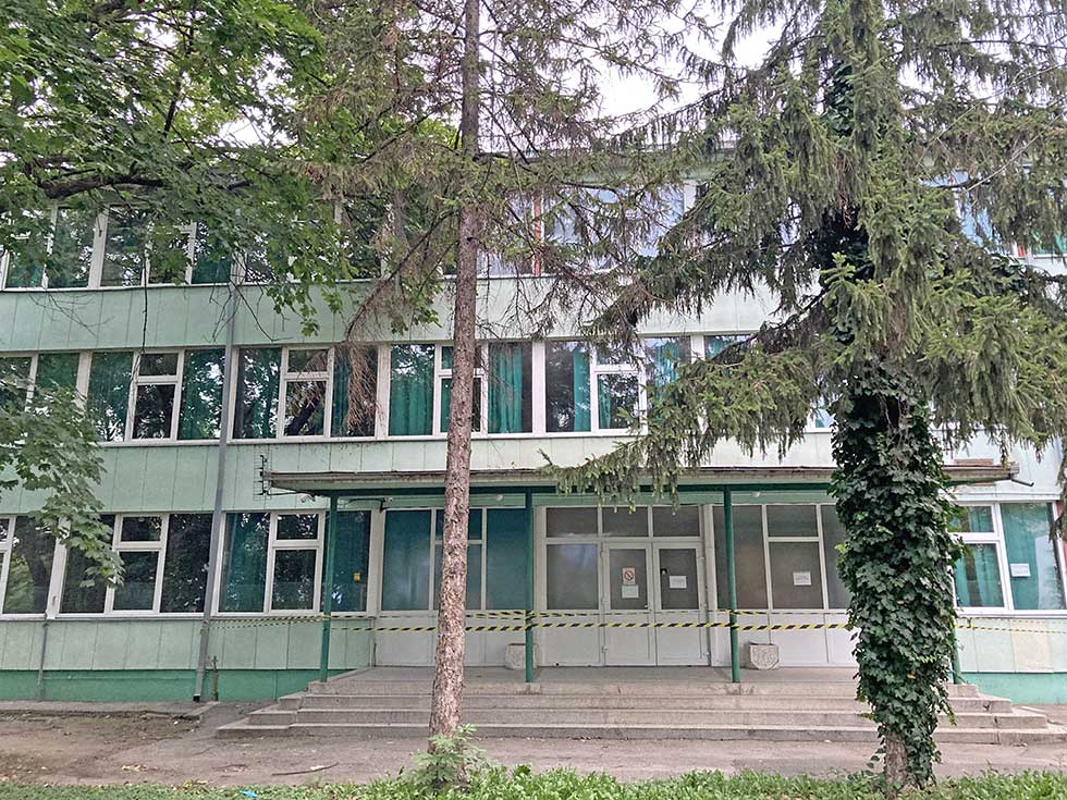 Građevinska inspekcija zabranila korišćenje dela zgrade Tehničke škole u Zrenjaninu