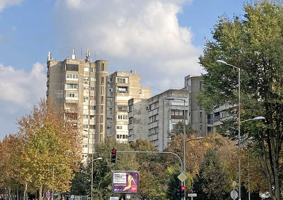 Uvode se „zajednice ulaza“: Šta donose izmene i dopune Zakona o stanovanju i održavanju zgrada