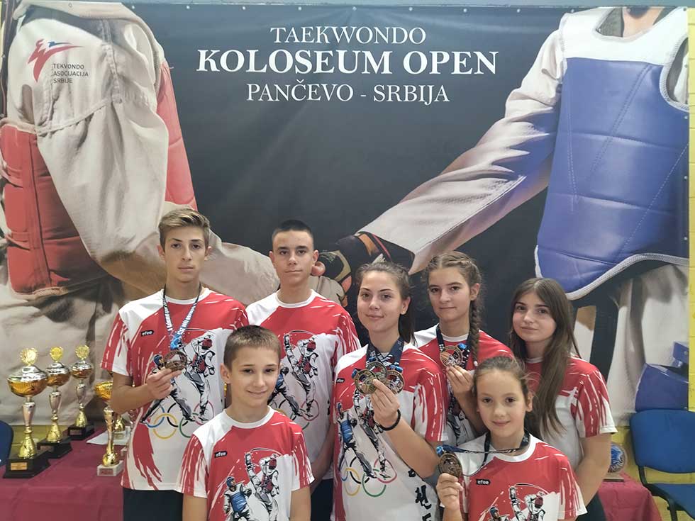 Deset medalja za Tekvondo klub Zrenjanin na turniru „Koloseum open“