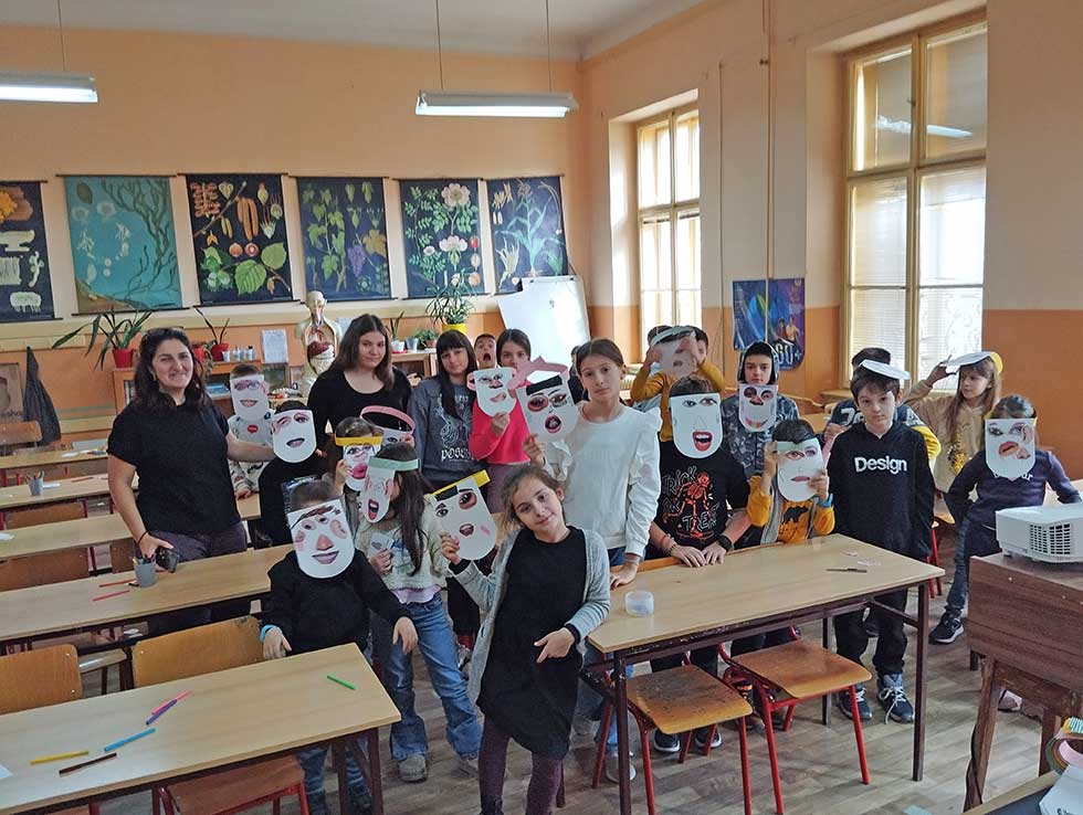 U Osnovnoj školi „Vuk Karadžić“ i ove godine održan Pop-up festival (Foto)