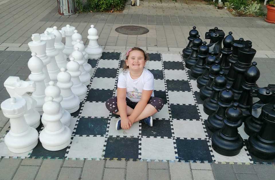 Maša Petrov je jedna od najmlađih i najperspektivnijih šahistkinja