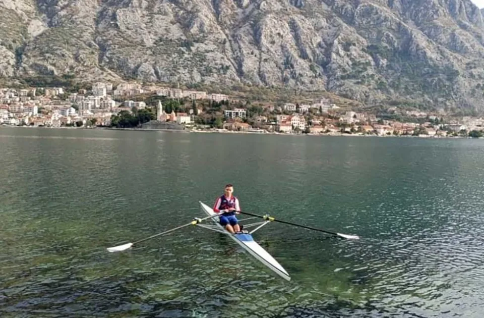 Zrenjaninski veslač Miloš Lavirac otputovao na pripreme sa reprezentacijom Srbije