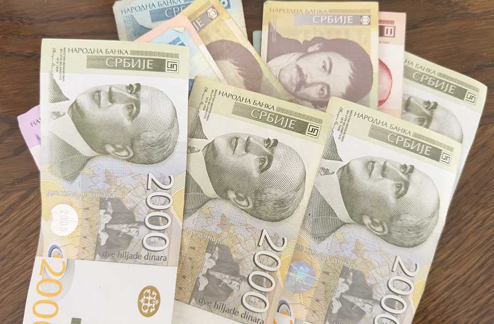 Prosečna novembarska neto zarada u Zrenjaninu iznosila 82.997 dinara