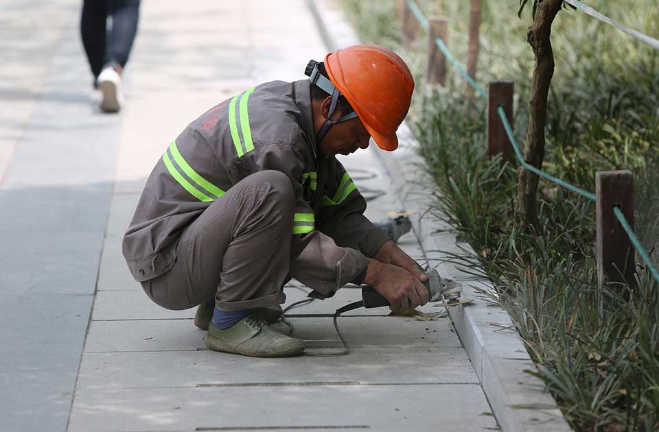 Lane prijavljeno 23.290 stranaca: Veliki broj njih angažovan na izgradnji kineske gumare