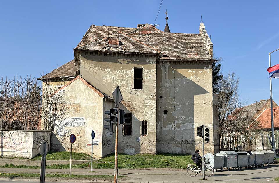 Grad Zrenjanin želi da preuzme i obnovi Pinovu vilu: Plan je da bude pretvorena u ovo