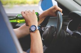 Ovi vozači biće prekršajno gonjeni: Upravljali vozilima pod dejstvom alkohola i droge