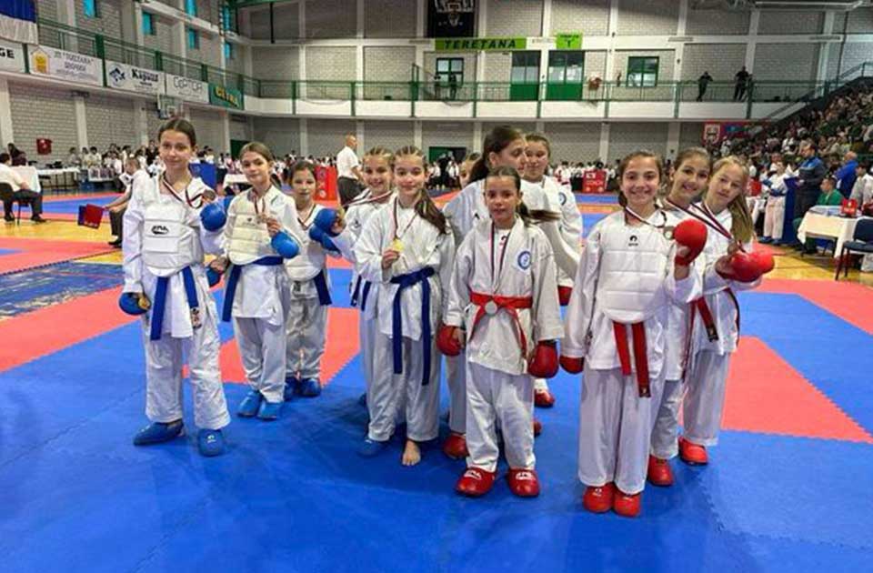 karate klub zadrugar lazarevo