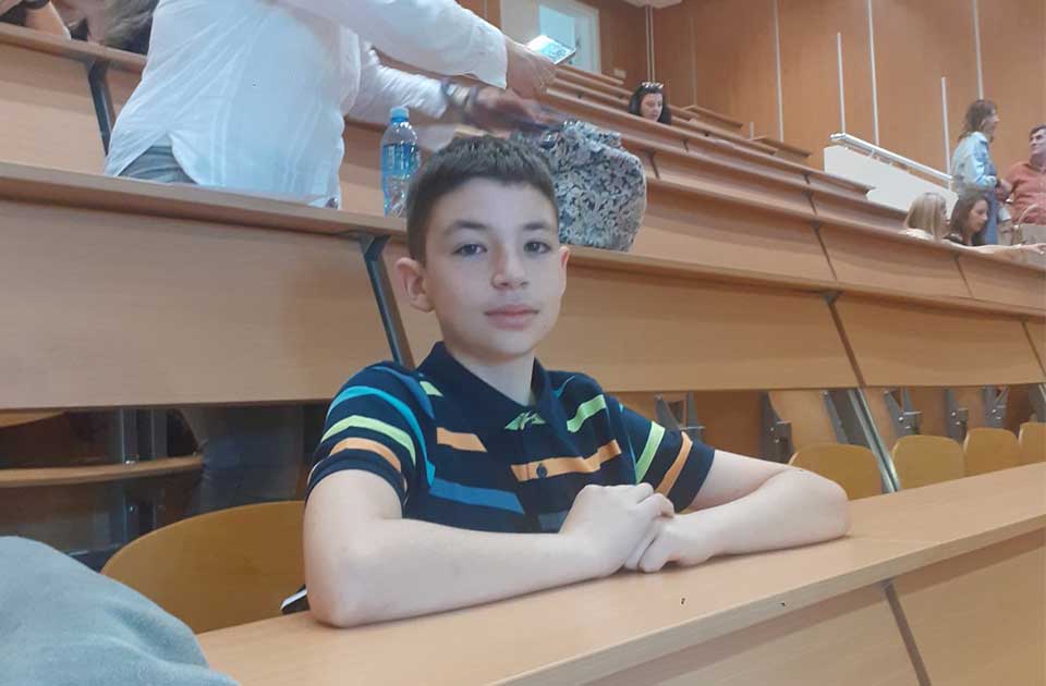 Učenik za primer: Miloš Denda postiže odlične rezultate na školskim takmičenjima