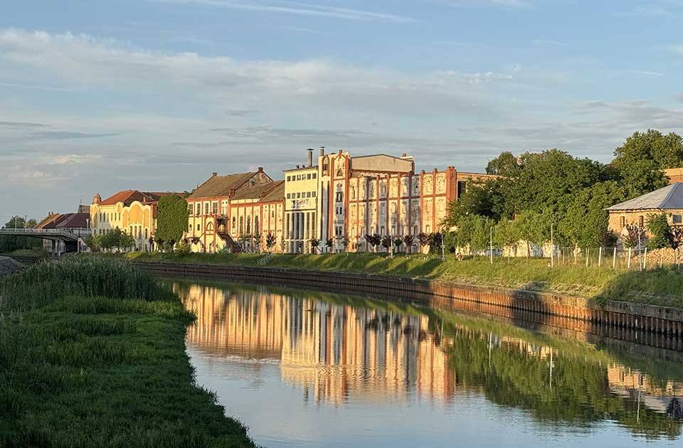 Zrenjanin u crvenom: Već u 10 časova u našem gradu izmerena 33 stepena!