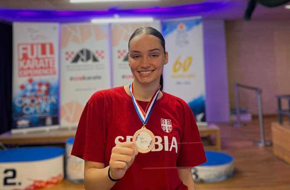 Dunja Rajić se okitila bronzom na međunarodnom karate turniru u Rijeci