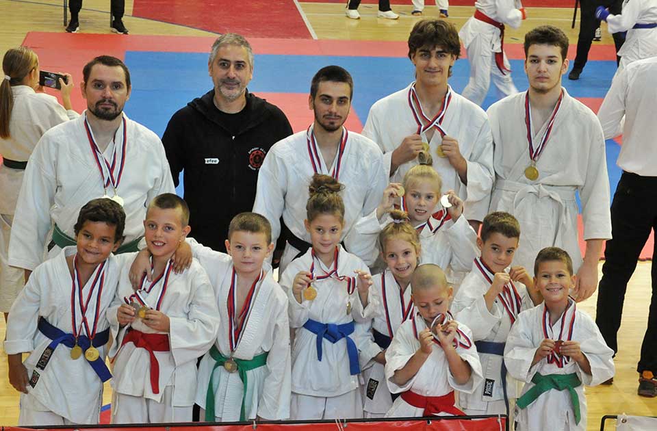 Majstoru senke 14 medalja na Kupu Srbije u sportskoj džiu džici