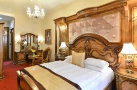 barokni hotel sa pet zvezdica u sremskim karlovcima