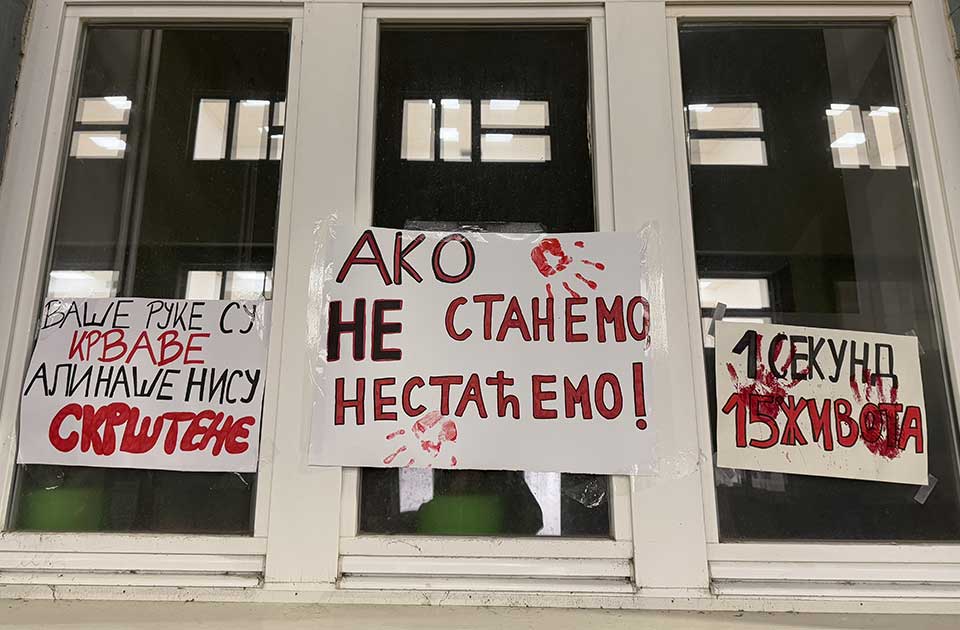 Objavljen spisak advokata koji pružaju besplatnu pravnu pomoć učesnicima protesta