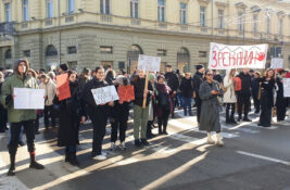 Studentkinja Jovana Putnik poručila: Dosta smo ćutali – pustite glas!