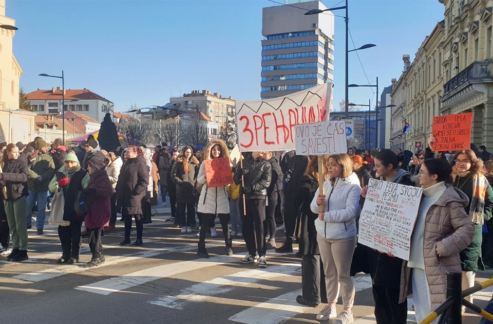 Nezavisni sindikati javnih službi u Zrenjaninu podržali studente i srednjoškolce