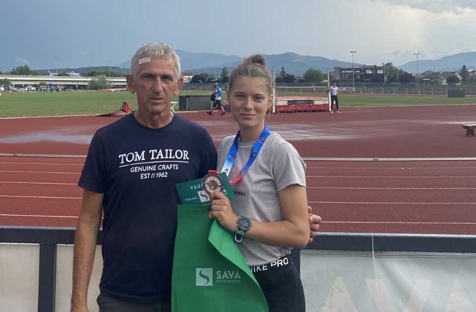 Vrhunska atletičarka Dunja Sikima školovanje i karijeru nastavlja u Americi