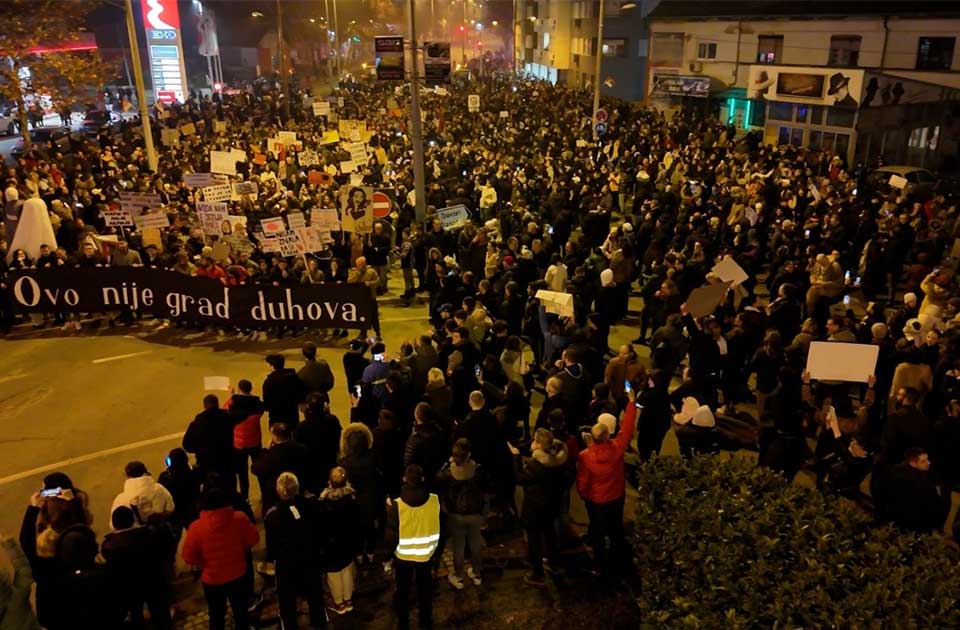 protest navala na avalu