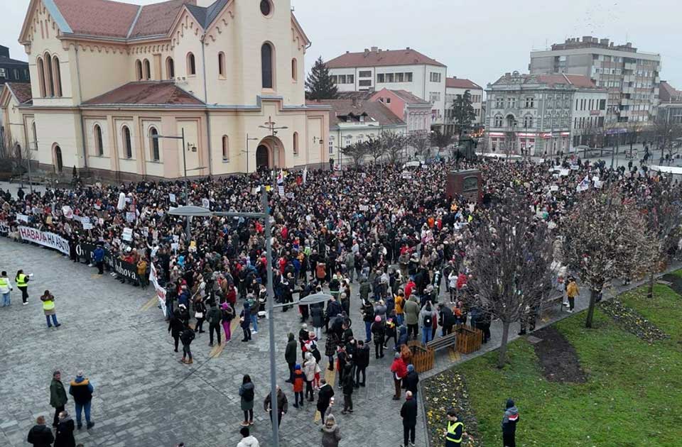 protest navala na avalu