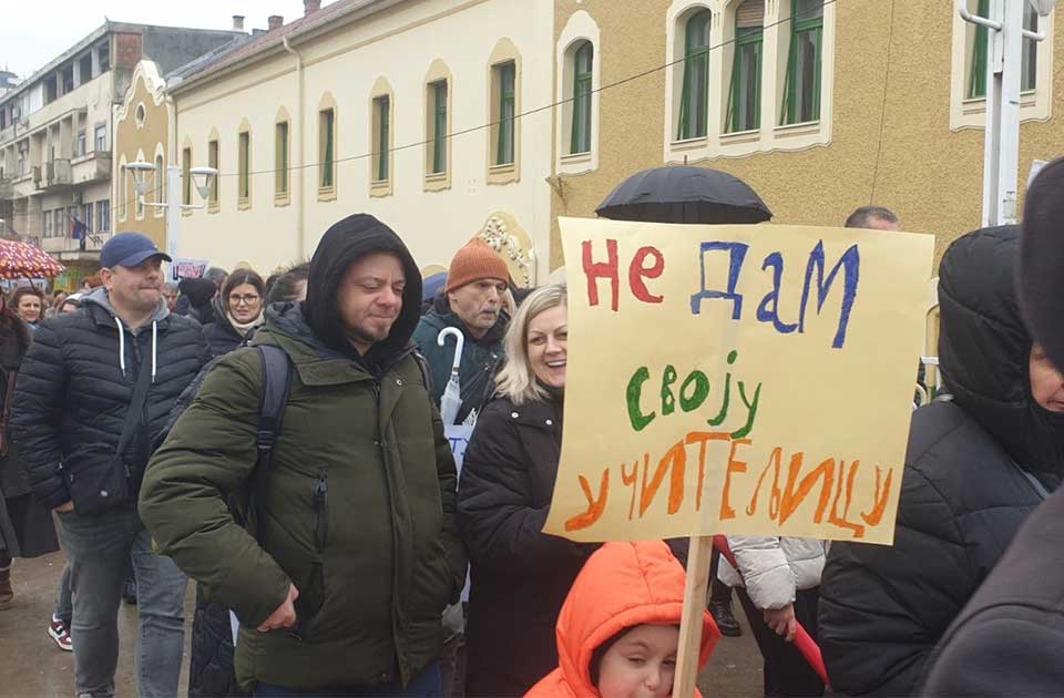 Profesor Dušan Bojanić: Naša je obaveza da stanemo zmiji na telo