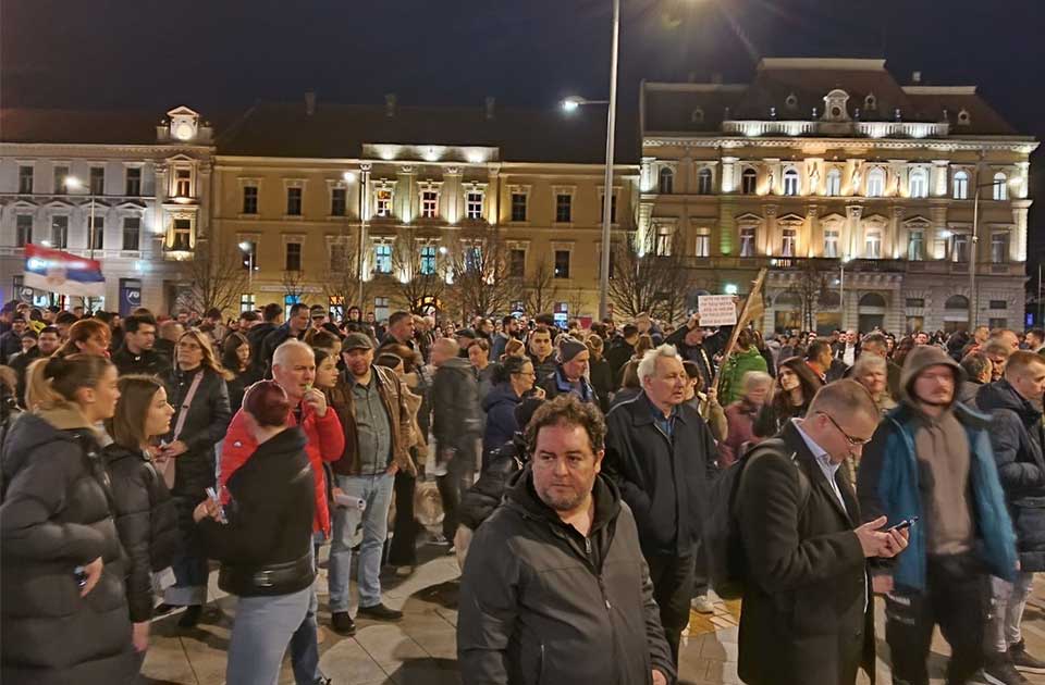 Novi protest zbog napada na studente: „Došlo je vreme da batinu privedemo zakonu“