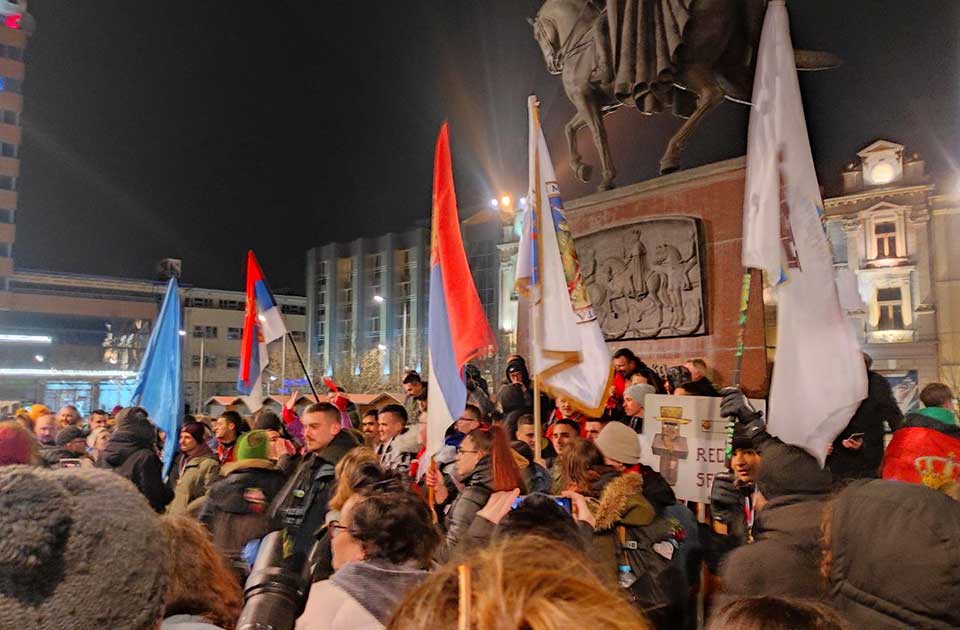 doček studenata na trgu