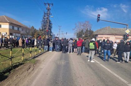 učesnici protesta u melencima