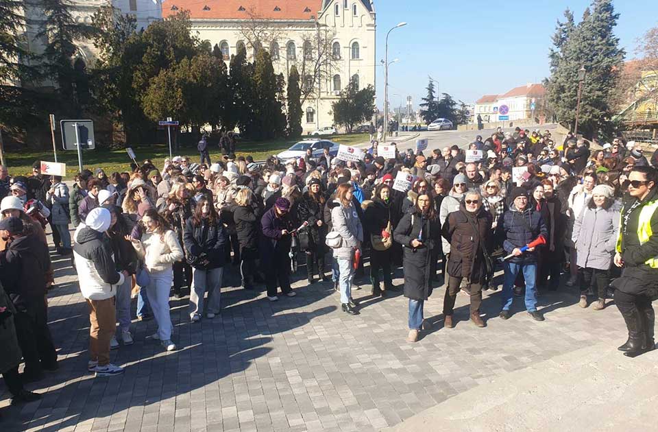 protest prosvetnih radnika