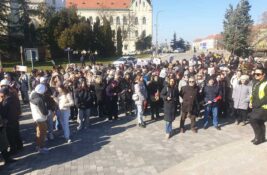 Ujedinjena prosveta Banata danas organizuje veliku protestnu šetnju „Od logora do slobode“