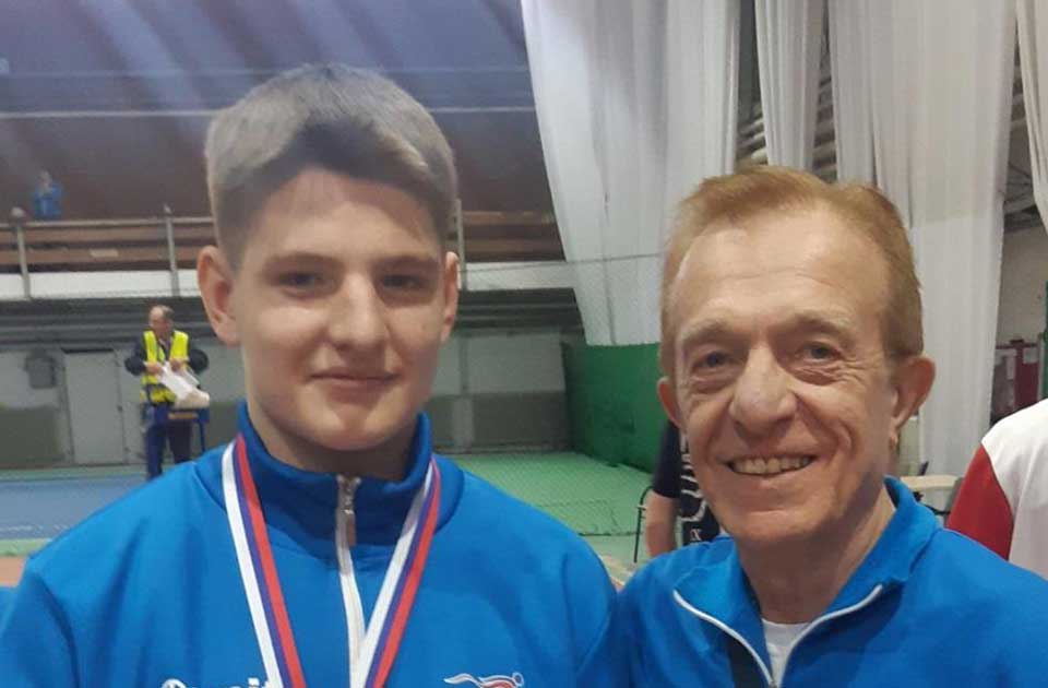 Atletičar Strahinja Kojdić osvojio bronzanu medalju u bacanju kugle