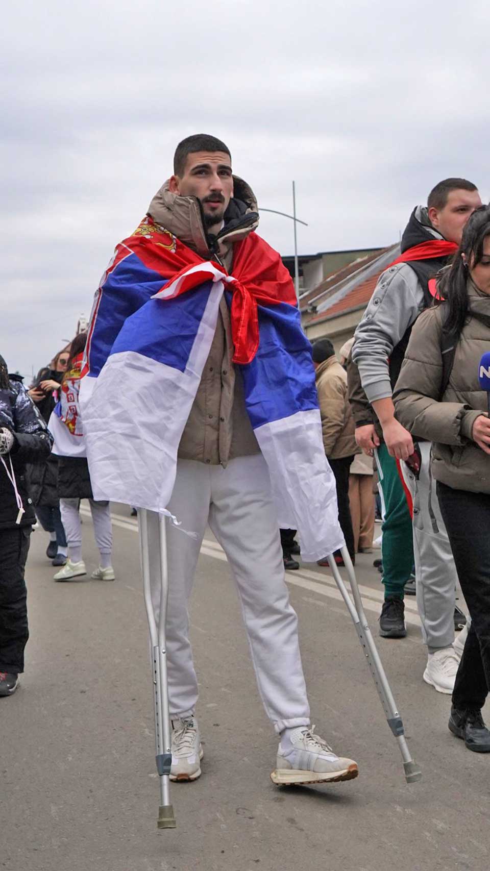 učesnici protesta u vršcu